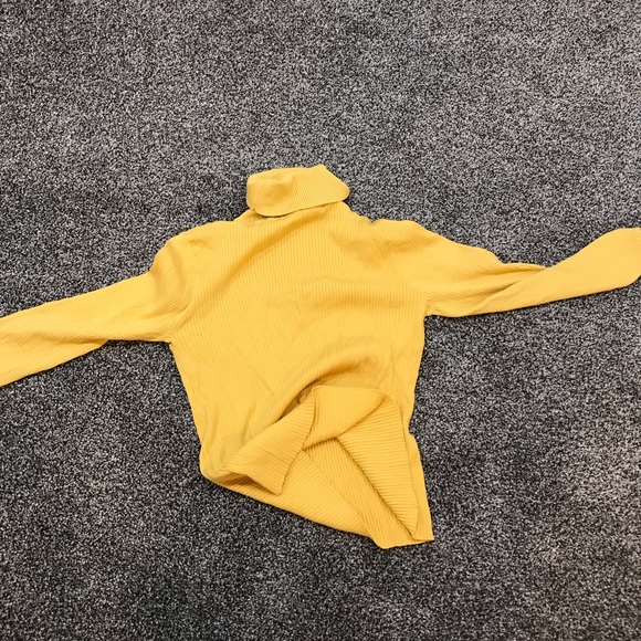 Tops - Turtle neck